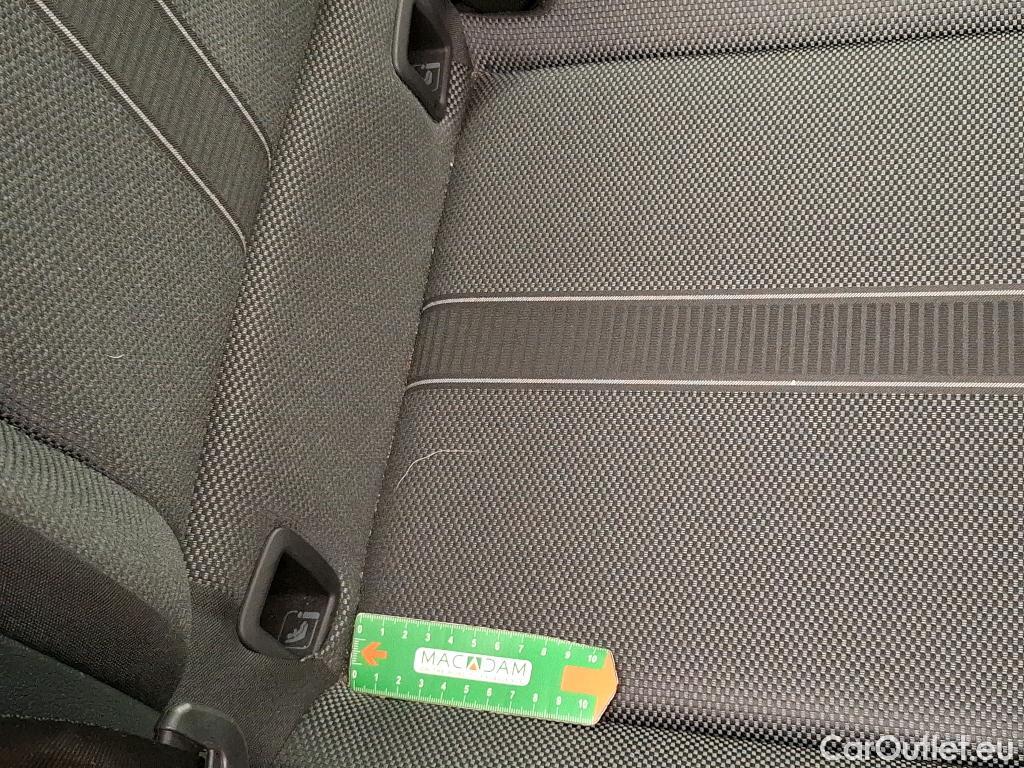  Volkswagen  T-ROC VOLKSWAGEN  / 2021 / 5P / SUV 2.0 TDI 116 LIFE PLUS #5