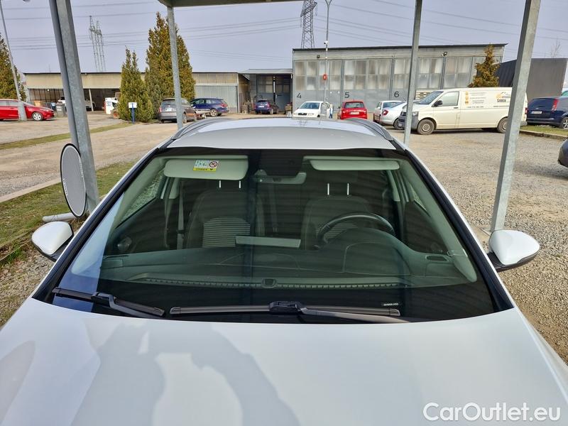  KIA  Cee'd Ceed  (CD) (2018->) Ceed SW 1.5 T-GDI 118 Top AT #1