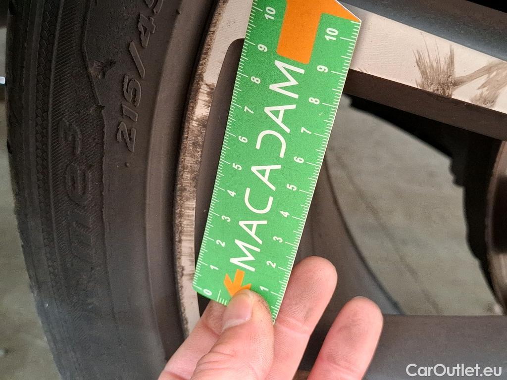  Volkswagen  Taigo  R-Line 1.5 TSI 150CV BVA7 E6d #5