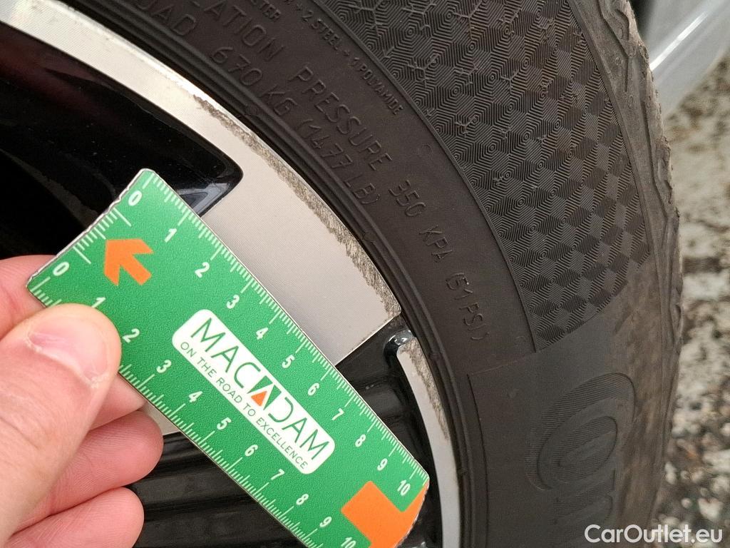  Volkswagen  Golf  VOLKSWAGEN / 2020 / 5P / Berline 1.4 eHybrid OPF 204 DSG6 Style #15