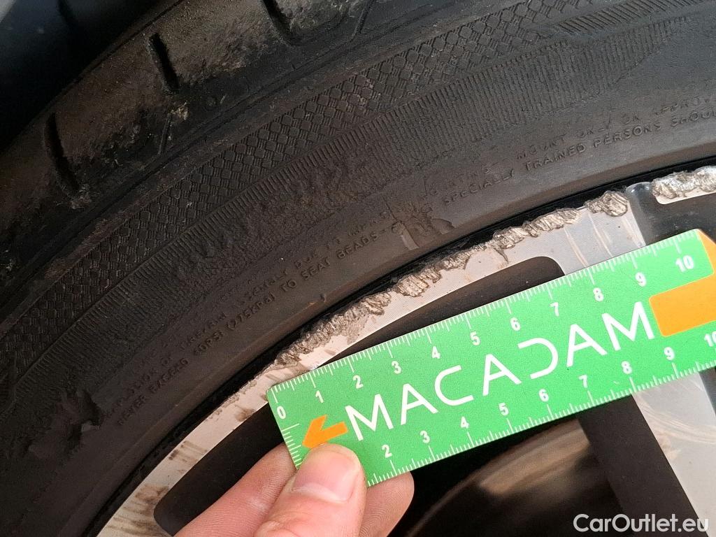  Volkswagen  Taigo  R-Line 1.5 TSI 150CV BVA7 E6d #4