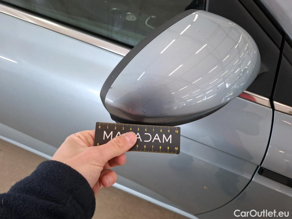  Renault  Megane  IV Grandtour Business 1.5 dCi 115CV BVM6 E6d #40