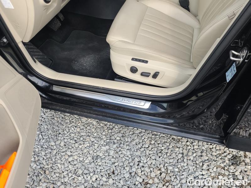  Skoda  Superb  (3V3)(2015) Supe.2.0TDI 147 Style 4x4 Aut #9