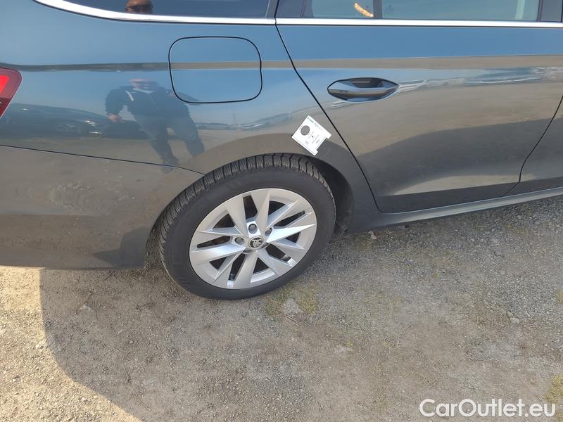  Skoda  Octavia  Combi (NX3)(2020) Oct.Combi 1.5TSI 110 Style #12