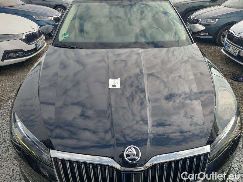  Skoda  Superb  (3V3)(2015) Supe.2.0TDI 147 Style 4x4 Aut #2