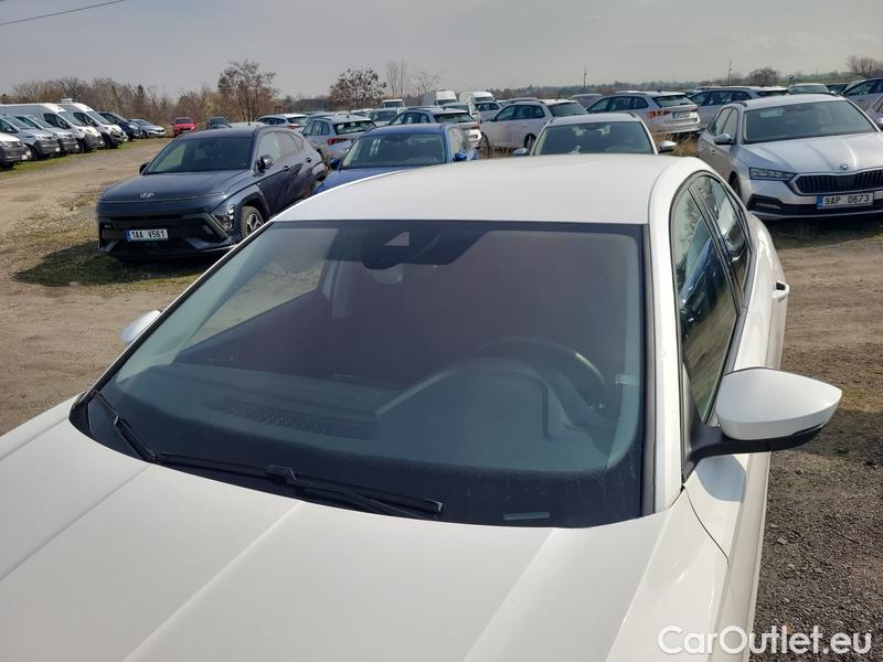  Skoda  Octavia  Lim. (NX3)(2020)  1.5TSI 110 Ambition 5d #1