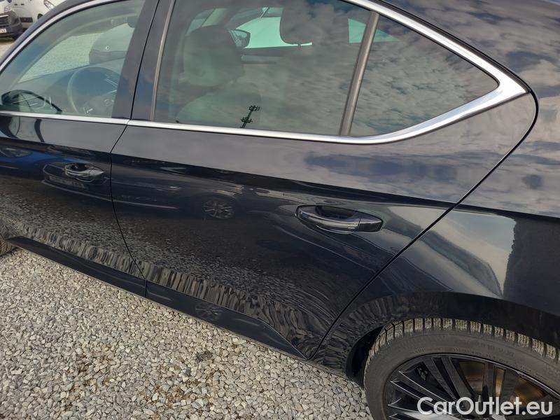  Skoda  Superb  (3V3)(2015) Supe.2.0TDI 147 Style 4x4 Aut #15