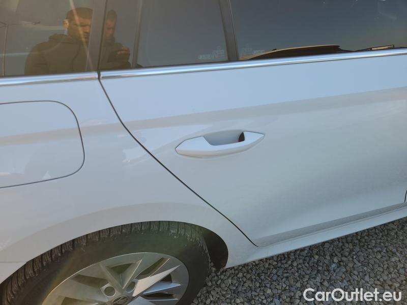  Skoda  Octavia  Combi (NX3)(2020) Oct.Combi 2.0TDI 85 Style AT #21