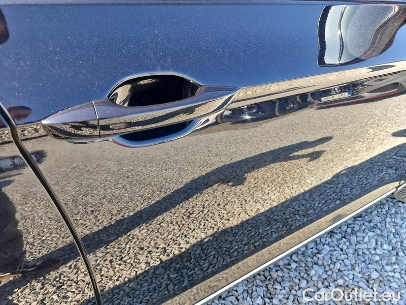  Volkswagen  Passat  Variant (CB5) (2019) Pas.Var.2.0TDI 110 HL AT #24