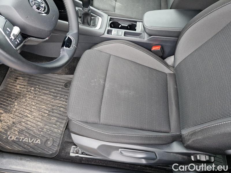  Skoda  Octavia  Combi (NX3)(2020) Oct.Combi 2.0TDI 85 Ambition #8