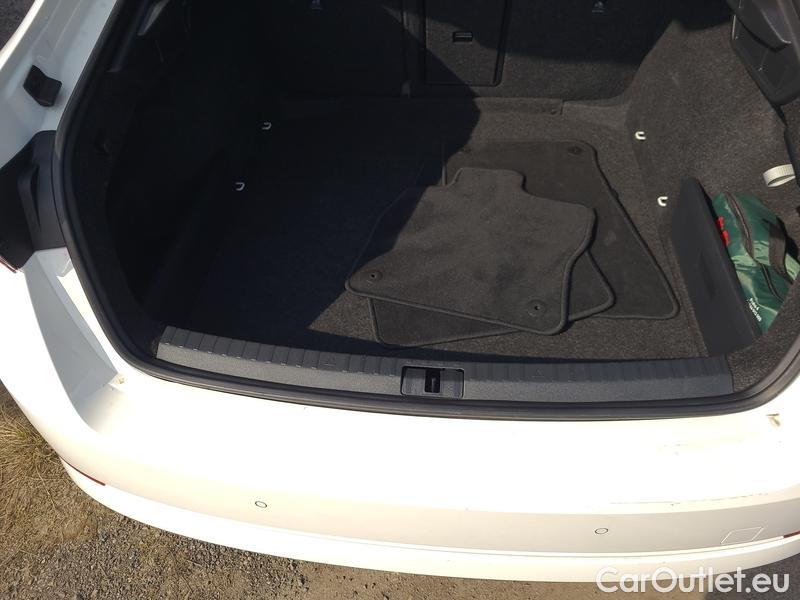  Skoda  Octavia  Lim. (NX3)(2020)  1.5TSI 110 Ambition 5d #3