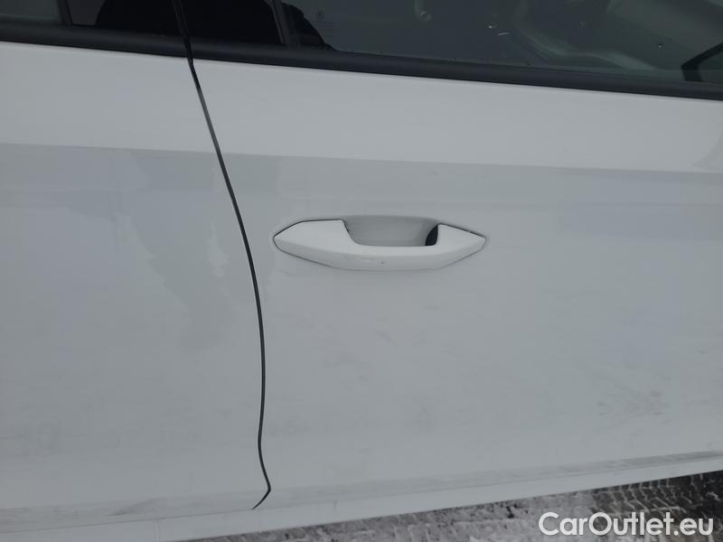  Skoda  Octavia  Combi (NX3)(2020) Oct.Combi 1.0TSI 81 Ambition #9