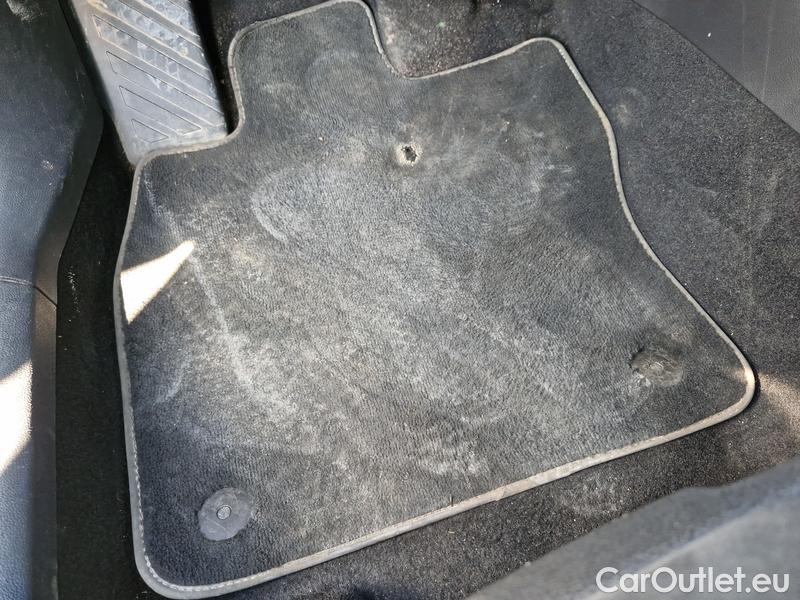  Volkswagen  Passat  Variant (CB5) (2019) Pas.Var.2.0TDI 110 HL AT #14