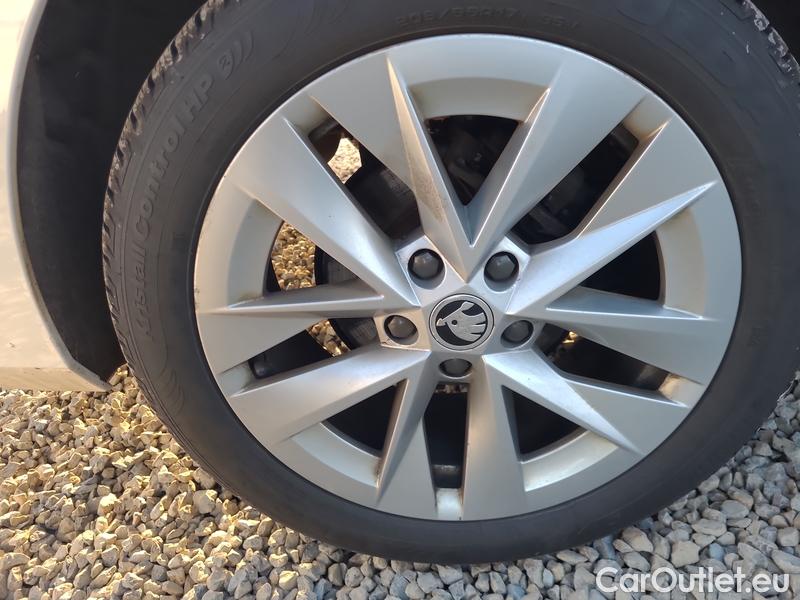  Skoda  Octavia  Combi (NX3)(2020) Oct.Combi 2.0TDI 85 Style AT #3