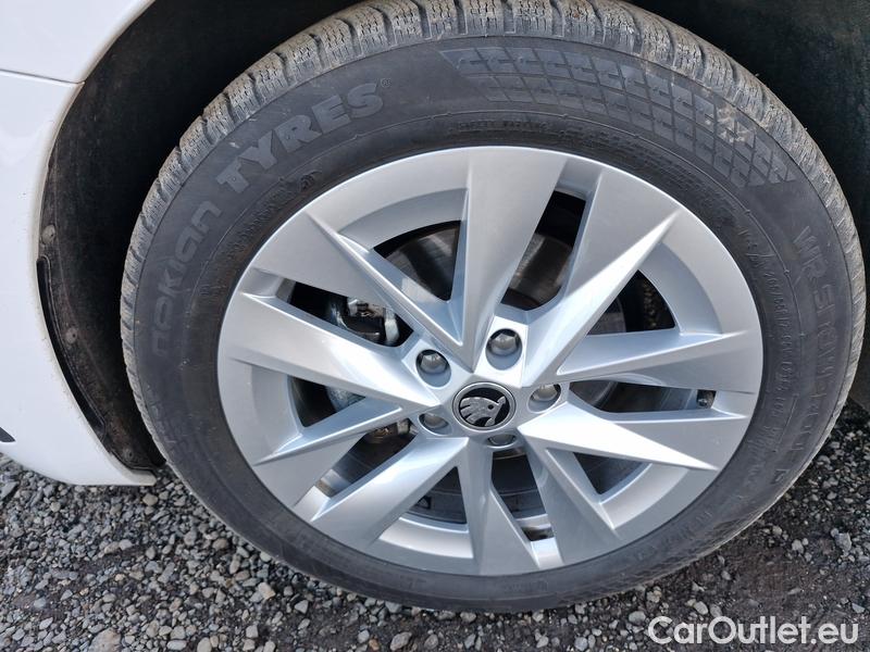  Skoda  Octavia  Combi (NX3)(2020) Oct.Com.1.5e-TEC 110 Style AT #16