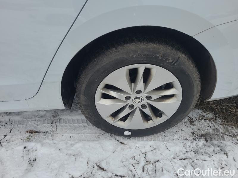  Skoda  Octavia  Combi (NX3)(2020) Oct.Combi 1.0TSI 81 Ambition #6