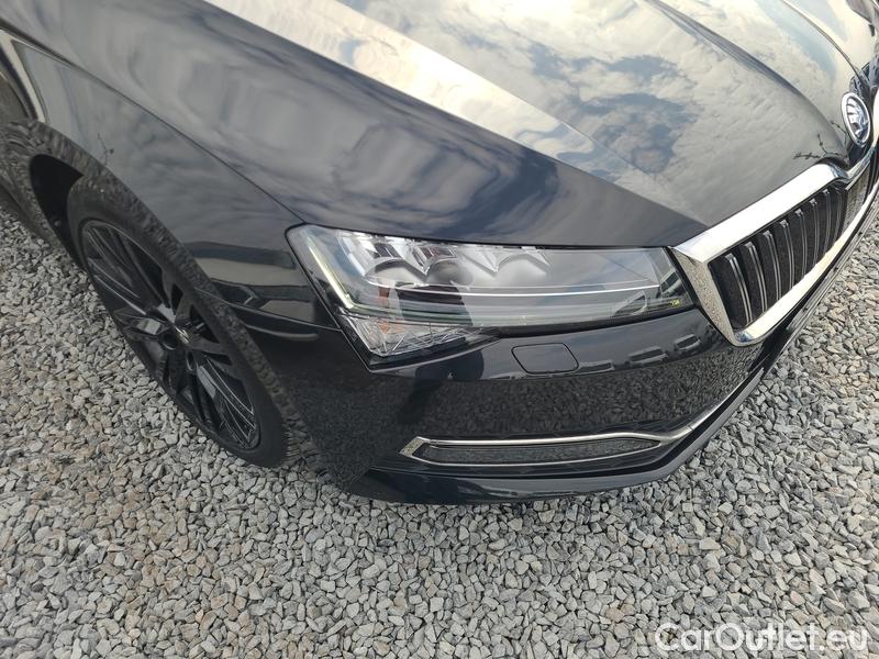  Skoda  Superb  (3V3)(2015) Supe.2.0TDI 147 Style 4x4 Aut #3