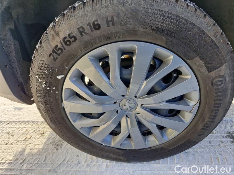  Peugeot  RIFTER   (06.2018->)  1.5BHDi 130 Allure #23