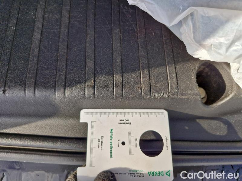  Peugeot  RIFTER   (06.2018->)  1.5BHDi 130 Allure #20