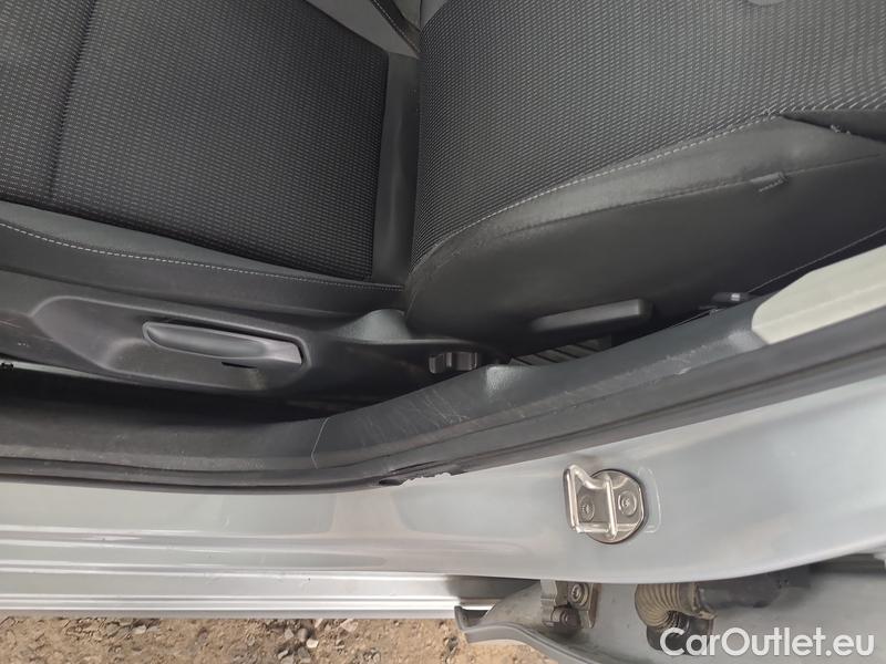  Skoda  Octavia  Combi (NX3)(2020) Oct.C.2.0TDI 110 4x4 Ambit AT #8