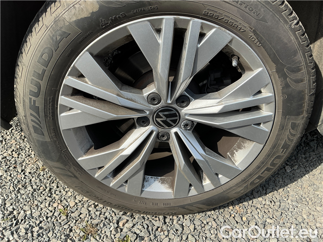  Volkswagen  Passat Pas.Var.2.0TDI 147 Alltr.4M AT #12