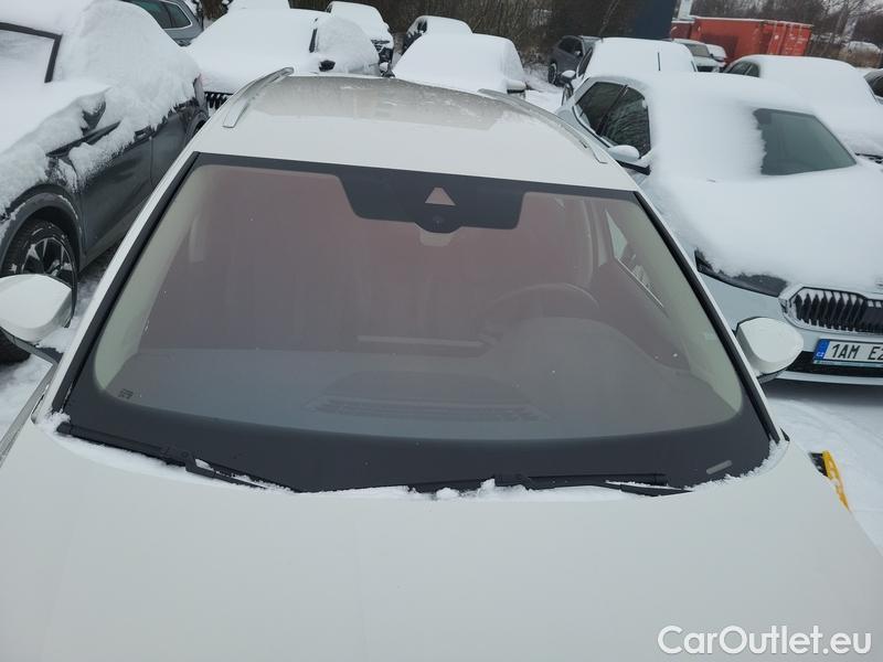  Skoda  Octavia  Combi (NX3)(2020) Oct.Com.1.5e-TEC 110 Style AT #1