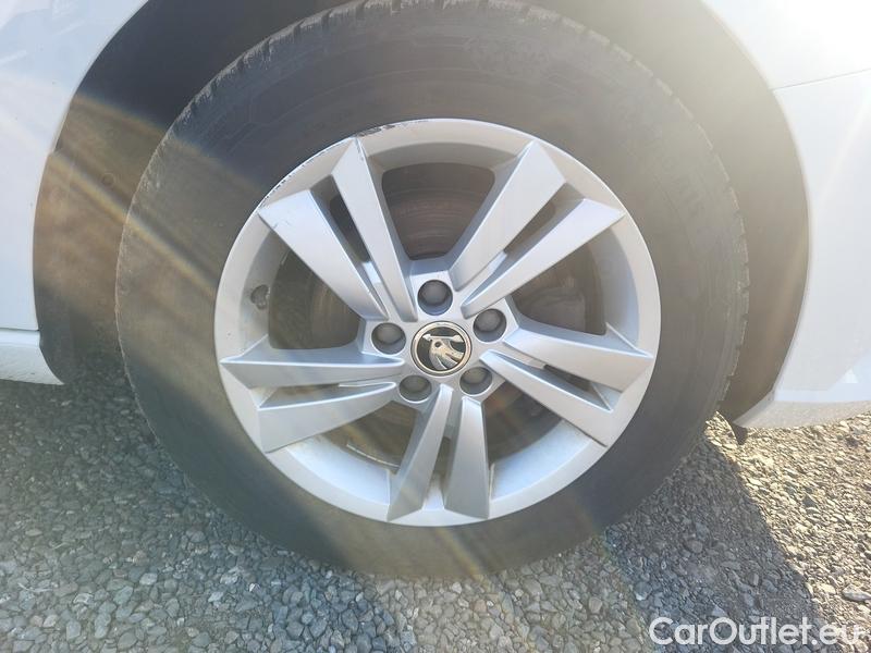  Skoda  Fabia  Combi (2015)  Com.1.0TSI 70 Style #15