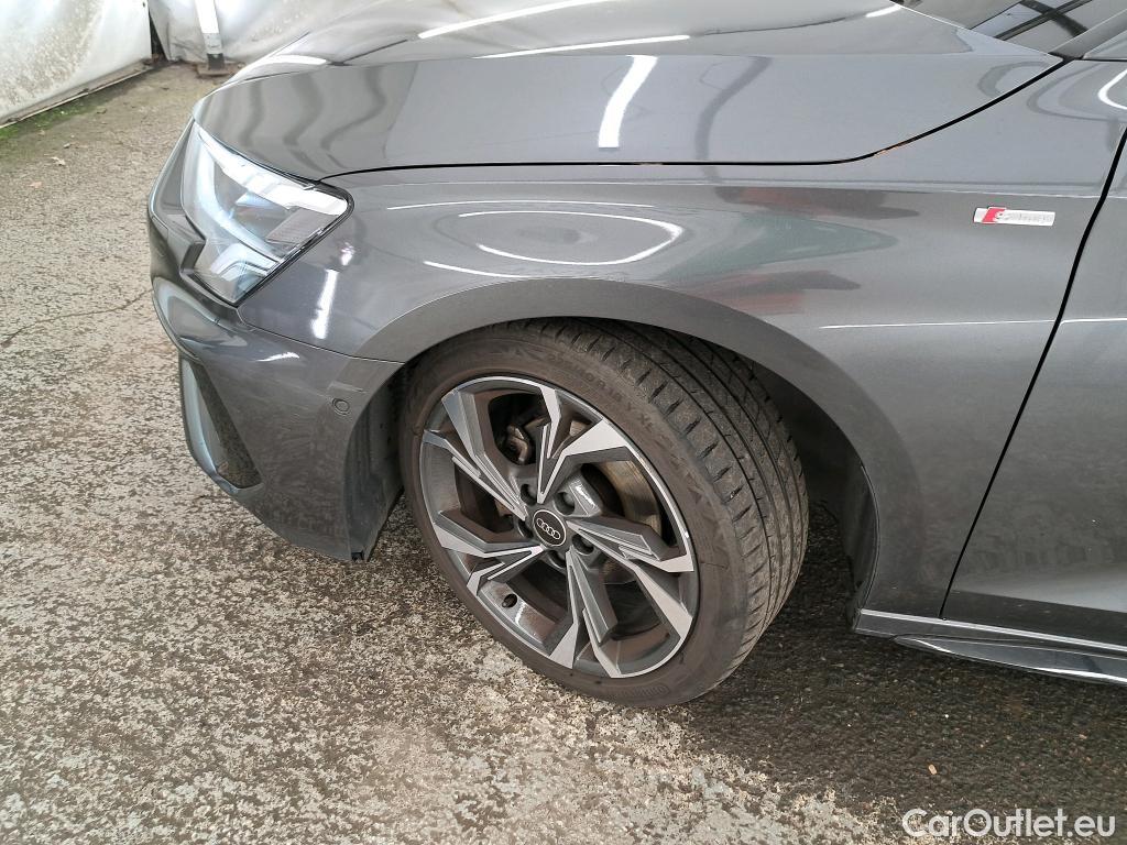  Audi  A3 AUDI  Sportback / 2020 / 5P / Berline 35 TFSI 150 MHEV S Tronic S Line #3