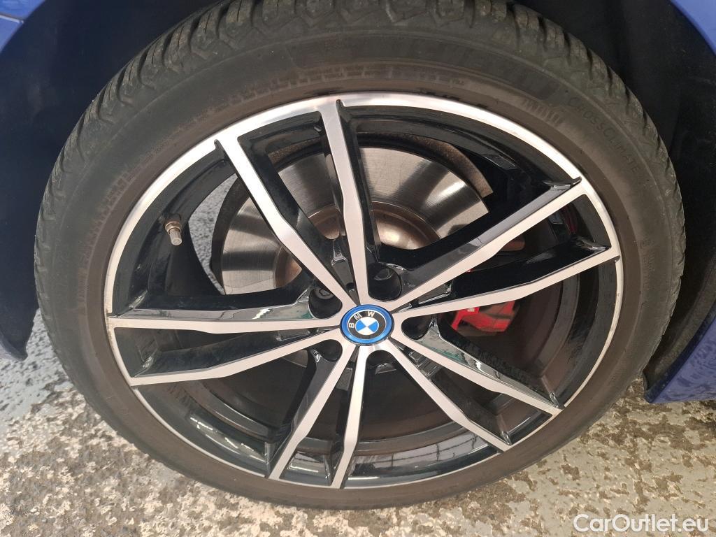  Bmw  Serie 3 BMW Série 3 Berline / 2018 / 4P / Berline 330e 292ch M Sport BVA8 Hybride #12