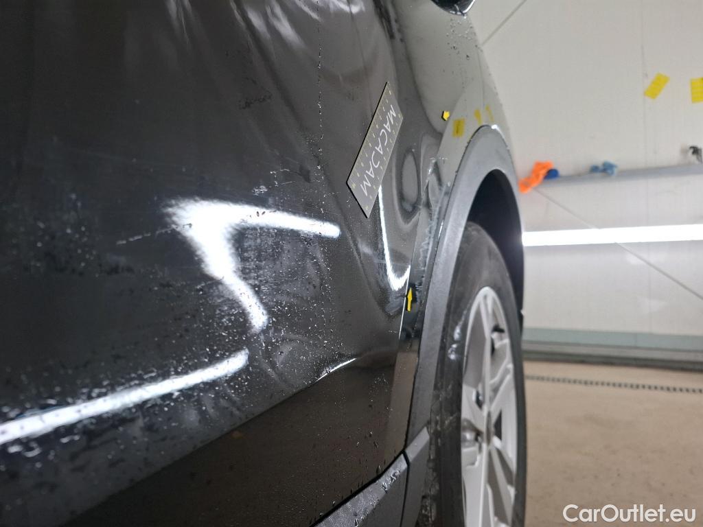  Audi  Q3 AUDI  / 2018 / 5P / SUV 35 TFSI 150 MHEV S TRONIC BUSINESS LINE #4