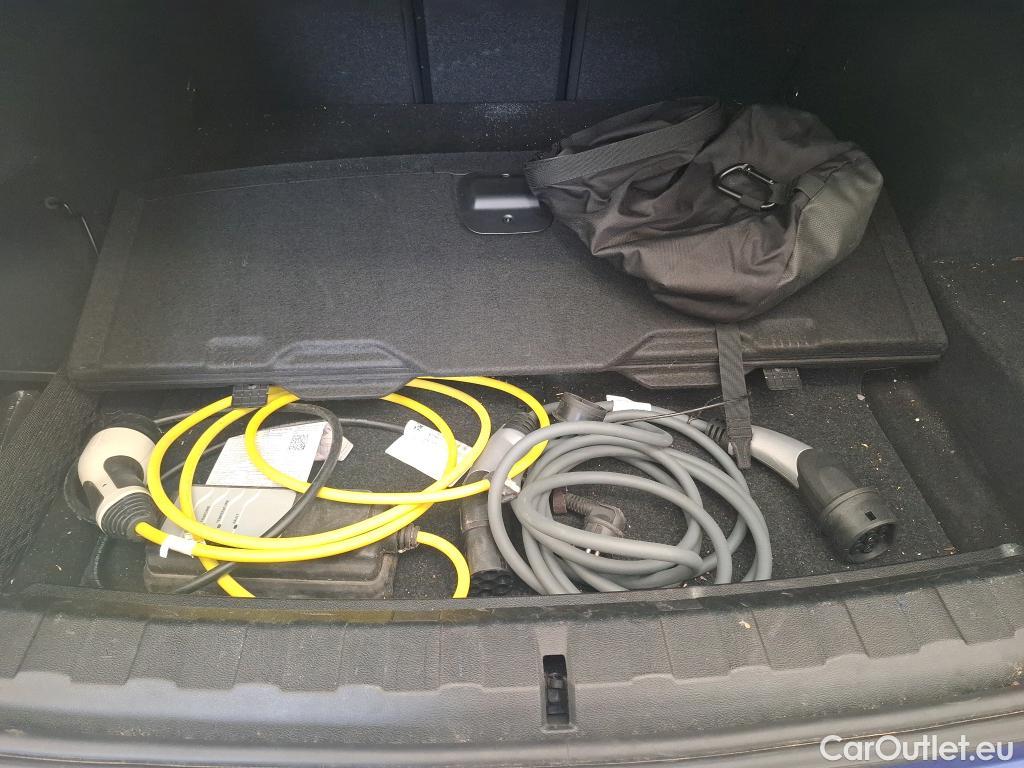  Bmw  Serie 3 BMW Série 3 Berline / 2018 / 4P / Berline 330e 292ch M Sport BVA8 Hybride #20