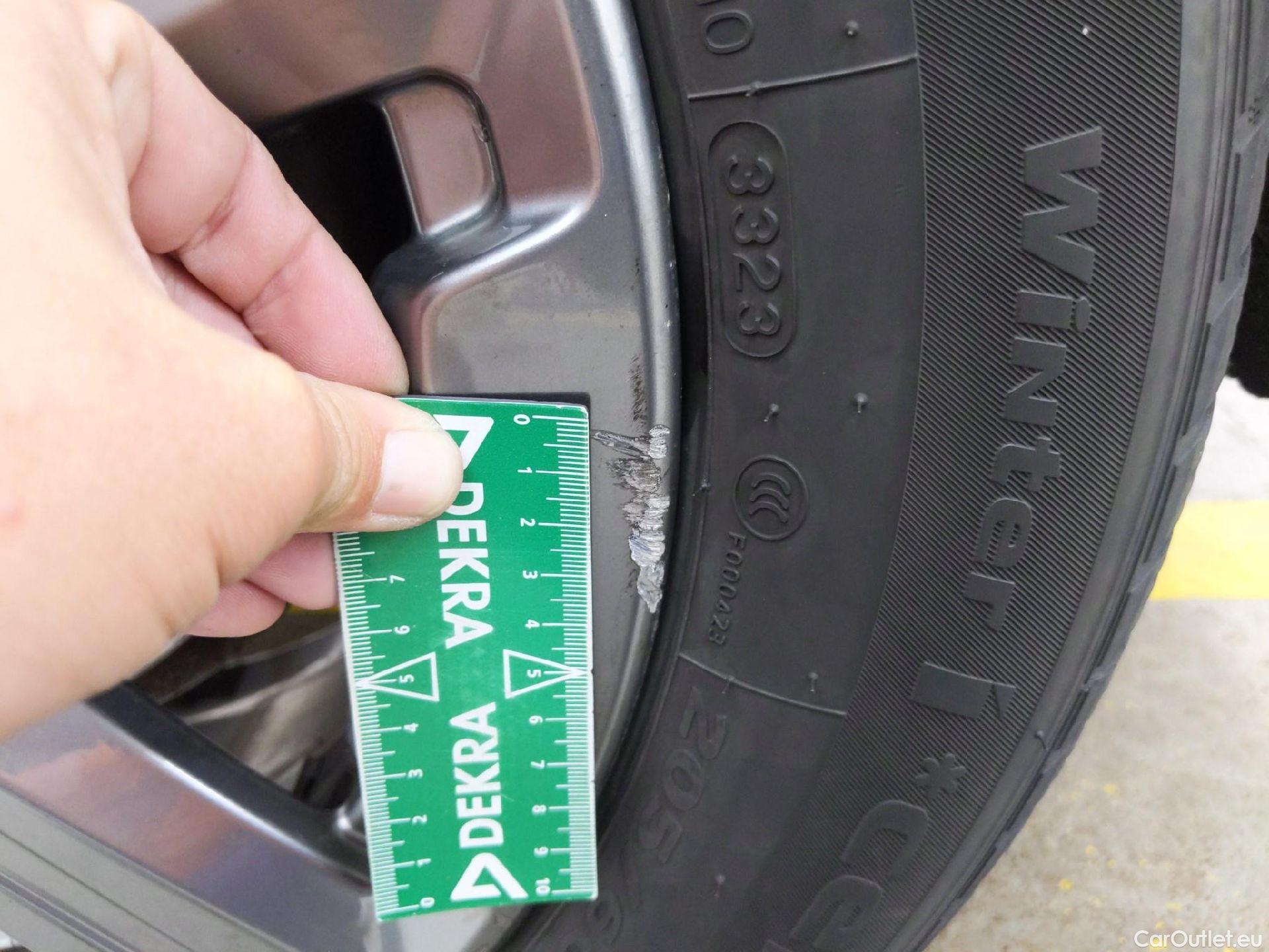  Bmw  2 Tourer Série 2 Active Tourer / 2021 / 5P / monospace 230e xDrive 326ch DKG7 #14