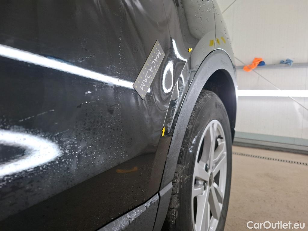  Audi  Q3 AUDI  / 2018 / 5P / SUV 35 TFSI 150 MHEV S TRONIC BUSINESS LINE #3