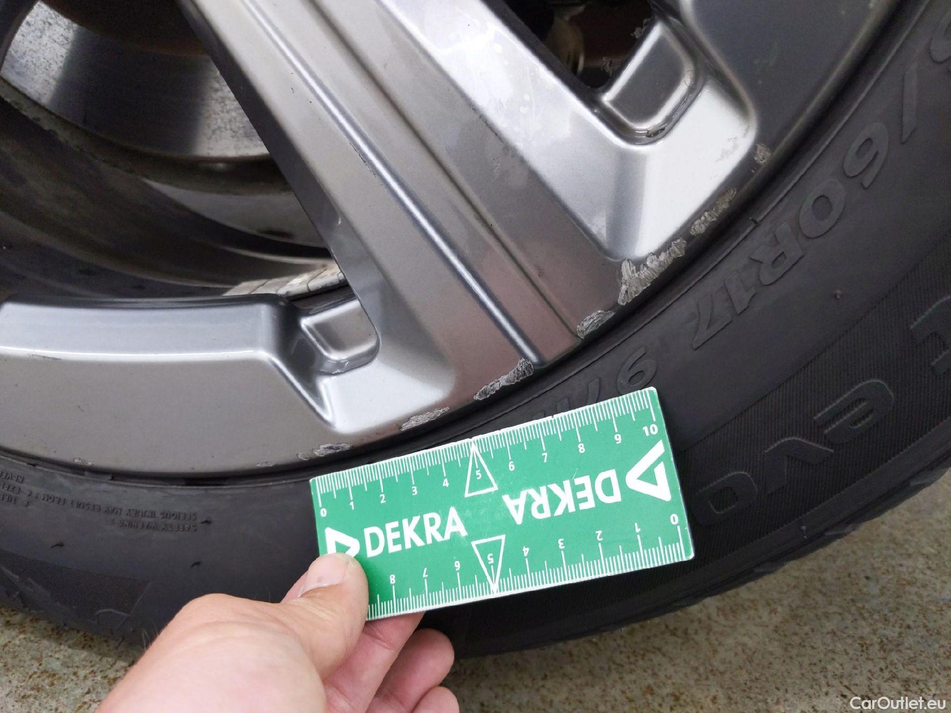  Bmw  2 Tourer Série 2 Active Tourer / 2021 / 5P / monospace 230e xDrive 326ch DKG7 #17