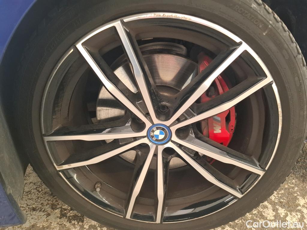  Bmw  Serie 3 BMW Série 3 Berline / 2018 / 4P / Berline 330e 292ch M Sport BVA8 Hybride #8