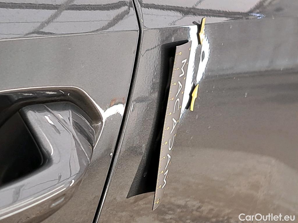  Audi  A3 AUDI  Sportback / 2020 / 5P / Berline 35 TFSI 150 MHEV S Tronic S Line #49