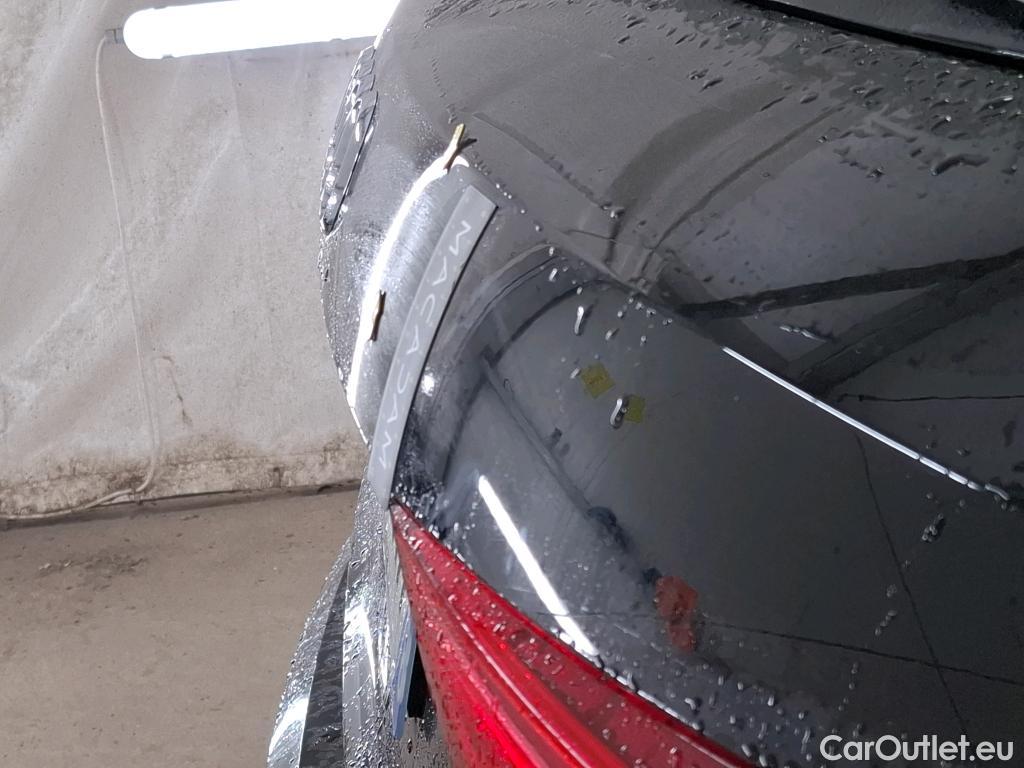  Audi  Q3 AUDI  / 2018 / 5P / SUV 35 TFSI 150 MHEV S TRONIC BUSINESS LINE #17