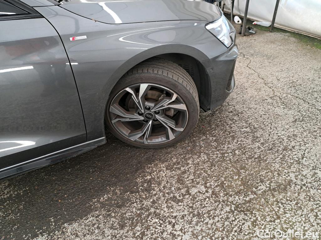  Audi  A3 AUDI  Sportback / 2020 / 5P / Berline 35 TFSI 150 MHEV S Tronic S Line #18