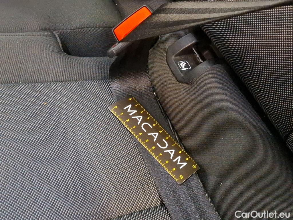  Audi  Q3 AUDI  / 2018 / 5P / SUV 35 TFSI 150 MHEV S TRONIC BUSINESS LINE #37