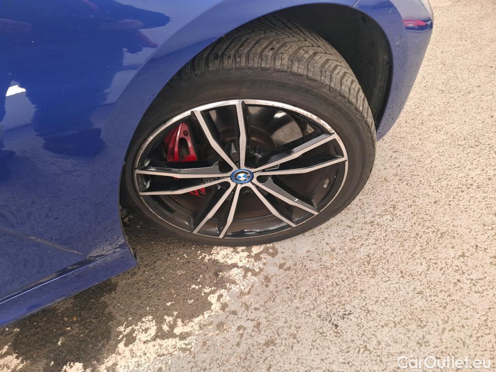  Bmw  Serie 3 BMW Série 3 Berline / 2018 / 4P / Berline 330e 292ch M Sport BVA8 Hybride #15