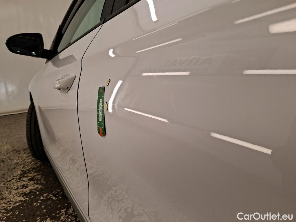  Hyundai   Ioniq Ioniq Business Hybrid 1.6 GDI 140CV BVA6 E6dT #6