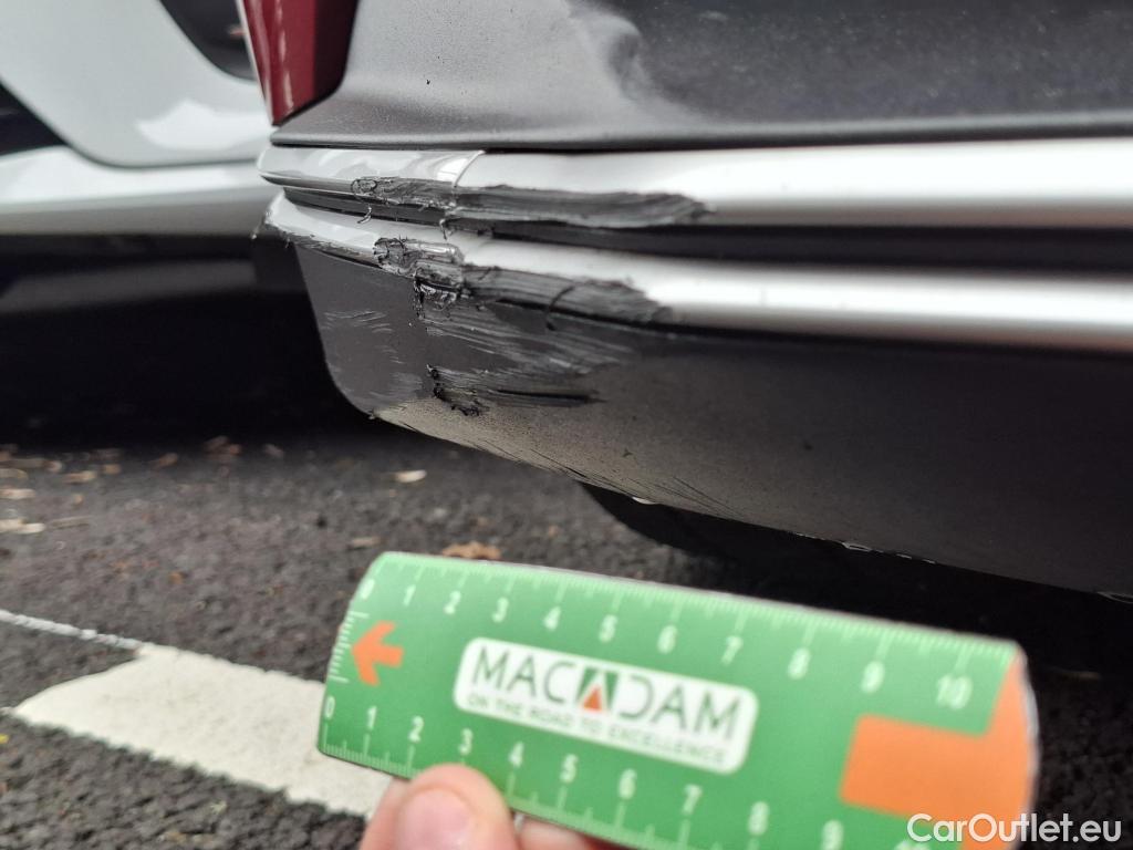  KIA  Ev6 KIA  / 2021 / 5P / SUV BEV 77.4 KWH AIR ACTIVE BUSINESS #20