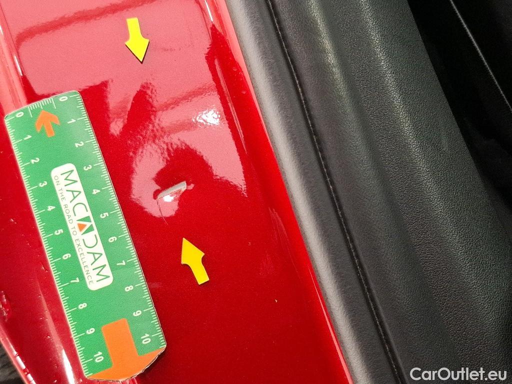  KIA  Ev6 KIA  / 2021 / 5P / SUV BEV 77.4 KWH AIR ACTIVE BUSINESS #24