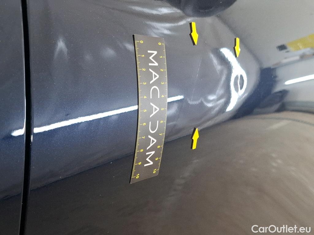  Mazda  3 MAZDA Mazda / 2019 / 5P / Berline e-Skyactiv G M-Hyd 122 Business Ex BVM6 #4