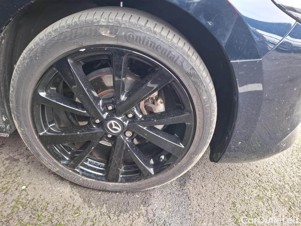  Mazda  3 MAZDA Mazda / 2019 / 5P / Berline e-Skyactiv G M-Hyd 122 Business Ex BVM6 #26