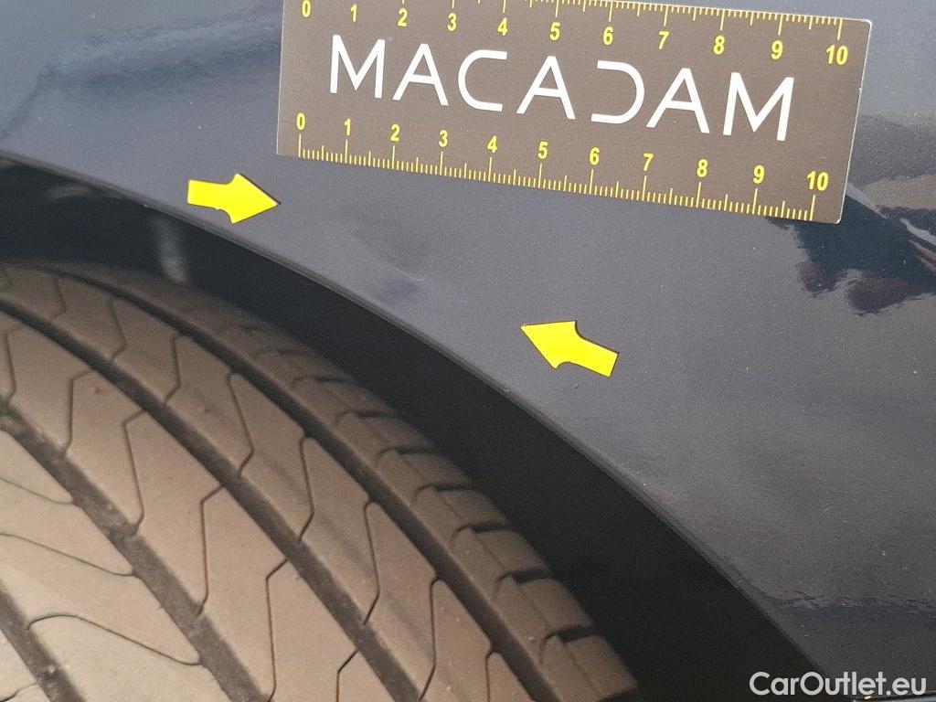  Mazda  3 MAZDA Mazda / 2019 / 5P / Berline e-Skyactiv G M-Hyd 122 Business Ex BVM6 #10