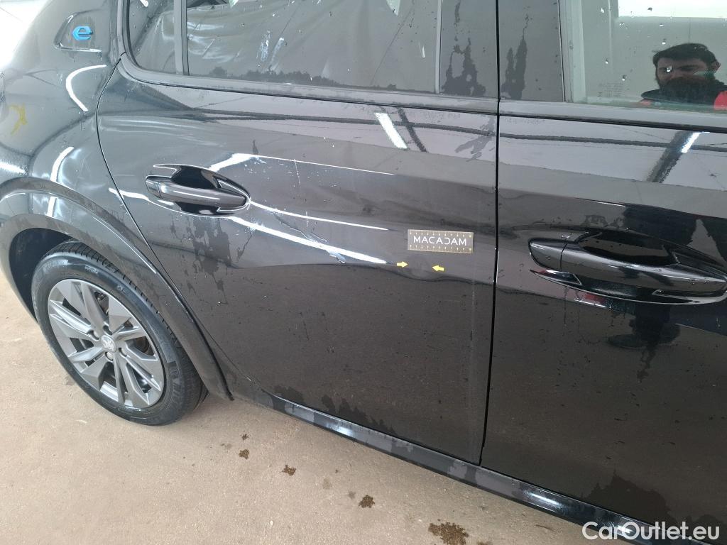  Peugeot  208  (e-) Allure 50kWh BVA #1