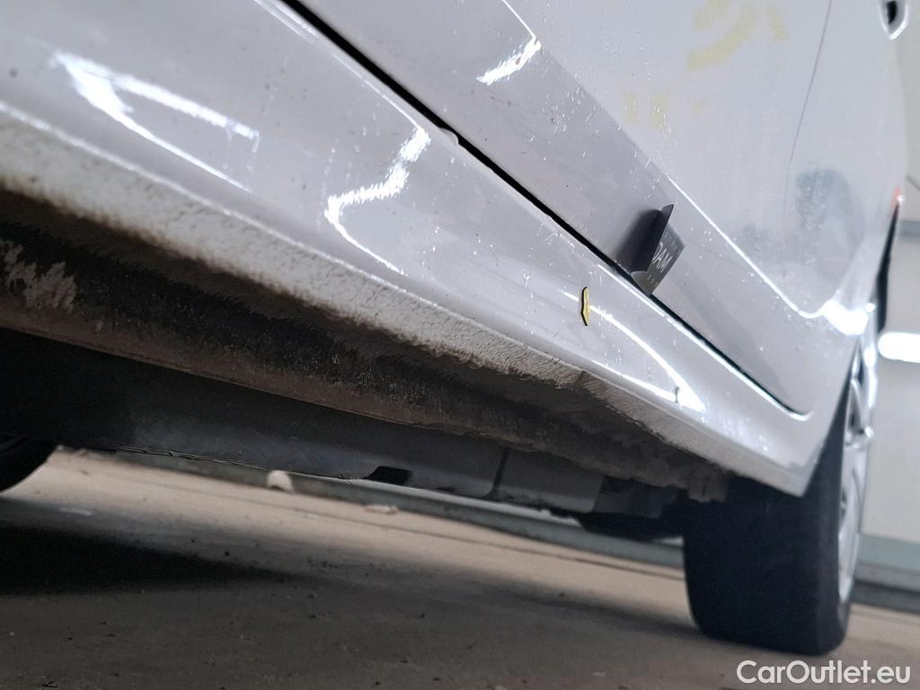  Opel  Corsa  F e Edition Business 50kWh BVA #4