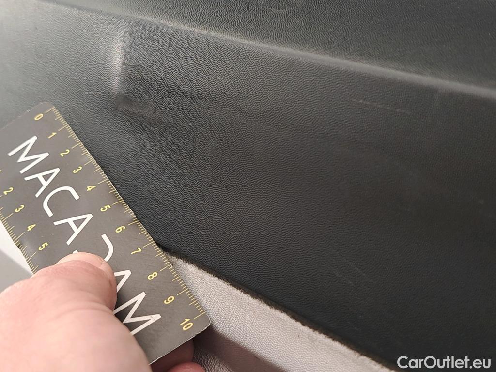  Renault  Captur RENAULT  5p Crossover Intens TCe 150 EDC FAP #2