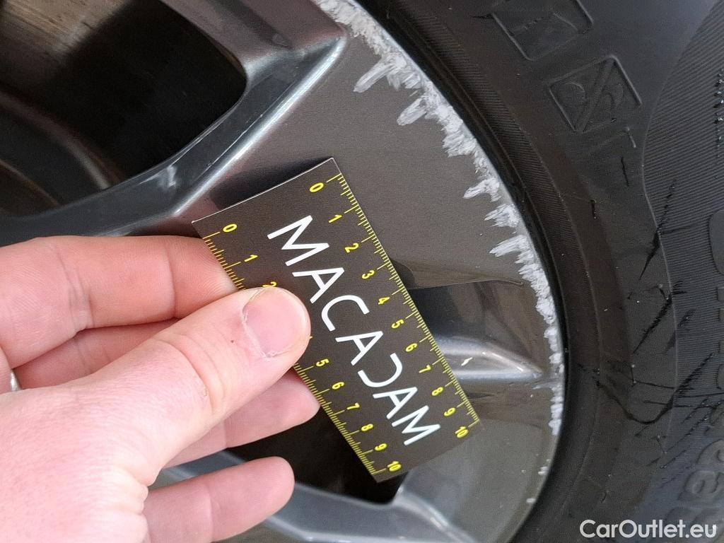  Peugeot  208  (e-) Allure Pack 50kWh BVA #2